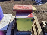 METAL LIVESTOCK WATERER