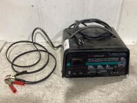 SCHUMACHER - BATTERY CHARGER