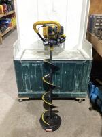 JIFFY - ICE AUGUR GASOLINE POWERED