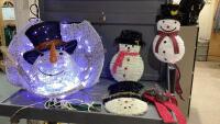 BIG BOX W/5&rsquo; SNOWMAN + SMALLER CHRISTMAS DECOR