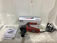 SKIL - 4-1/2" ANGLE GRINDER