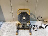 WORK LIGHT