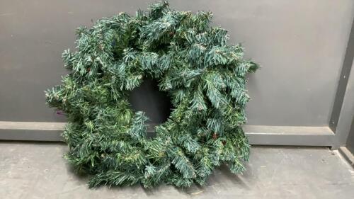 18 INCH LIGHTED WREATH