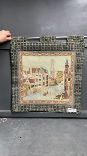 SMALL TAPESTRY WALL HANGING