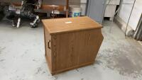 END TABLE W/ MAGAZINE SLOT ON SIDE