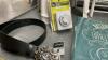 ASSORTMENT OF HOUSEHOLD ITEMS - 5