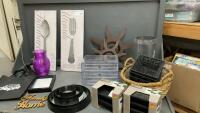 ASSORTED DECOR ACCESSORY PIECES