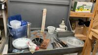 BOX W/ GLASS PLATTERS, PLASTIC STORAGE CONTAINERS, (4) PLATES, STEAK KNIVES, TORTILLA BOWLS, VARIOUS KNIVES