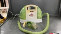 BISSELL PROHEAT STEAMER W/ POWER BRUSH