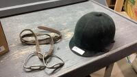 RIDING HELMET - PRO RIDER BRAND + (2) IRONS