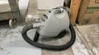 SMALL SANYO CANISTER VACUUM