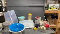 PLASTICWARE - (2) CUPCAKE TAKE-ALONGS, TUPPERWARE CONTAINERS, JUICE JUG, BOWL, LARGE CONTAINER