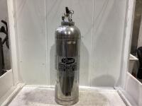 RECHARGEABLE WATER FIRE EXTINGUISHER