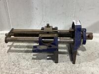 WOOD WORKING VISE