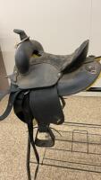 WINTEC SYNTHETIC SADDLE - 11&rdquo; SEAT