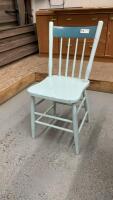 SINGLE VINTAGE CHAIR - PAINTED