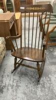 WOOD ROCKING CHAIR