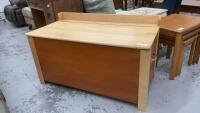 STORAGE CHEST