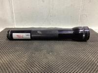 MAG-LITE FLASH LIGHT 12"