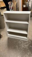 SMALL WHITE SHELF