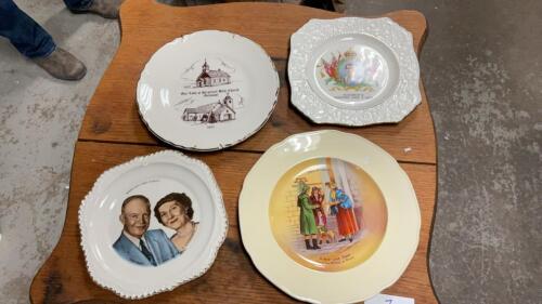 (4) COLLECTIBLE PLATES
