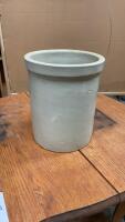 #1 UNMARKED CROCK