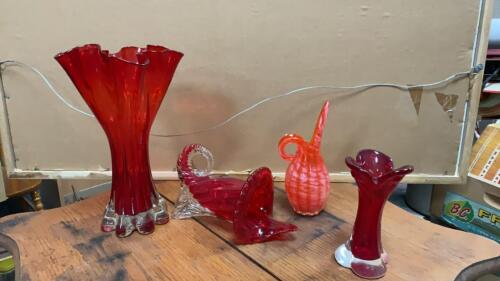 VINTAGE GLASS DECOR PIECES - RED VASESES, ORANGE DECOR PIECE