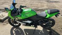 Kawasaki Ninja Motorbike EX250-J ( insurance salvage status )