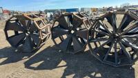 (6) Steel pivot wheels / bidding per wheel
