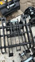 New mini excavator root and rock rake/ grapple