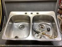 STAINLESS STEEL SINK