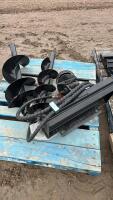 Skid steer mount hydraulic post hole auger with two bits