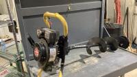 STRIKE MASTER ICE AUGER WITH 3HP TECUMSEH MOTOR