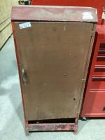 TOOL CABINET