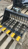 New SD Lanch excavator rock bucket