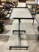 MASTERCRAFT HEAVY DUTY ROLLING WORK TABLE