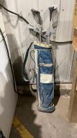 VINTAGE VINYL GOLF BAG W/ (7) CLUBS