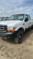 2000 Ford F250 XL super duty 4 x 4 ( OUT OF PROVINCE REGISTRATION )