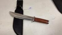 HUNTSHIELD HUNTING KNIFE WITH SHEATH