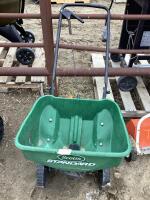 SCOTTS STANDARD BORADCAST SPREADER