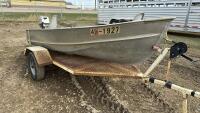 12 foot aluminum fishing boat......Serial #2ATR04123LU150365