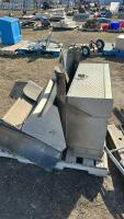 Aluminum toolbox and steps