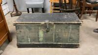 PRIMITIVE PINE TRUNK - HANDMADE