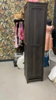 SLIM CABINET