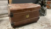 SMALL METAL TRAVELING TRUNK