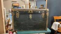 METAL CLAD STEAMER TRUNK - NO TRAY
