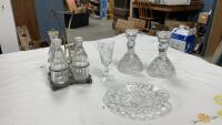 BOX W/ CRYSTAL & OTHER GLASSWARE