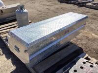 BRUTE TRUCK TOOL BOX