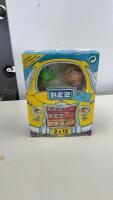 NEW IN BOX MISS PIGGY & KERMIT THE FROG PEZ DISPENSERS W/ CANDY