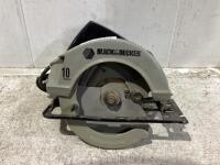 BLACK & DECKER CIRCULAR SAW 7-1/4"